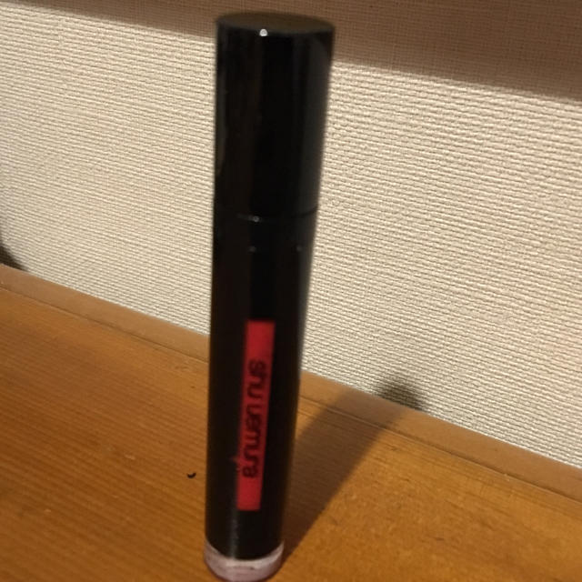 shu uemura(シュウウエムラ)のシュウウエムラ ラックシュプリア コスメ/美容のベースメイク/化粧品(リップグロス)の商品写真