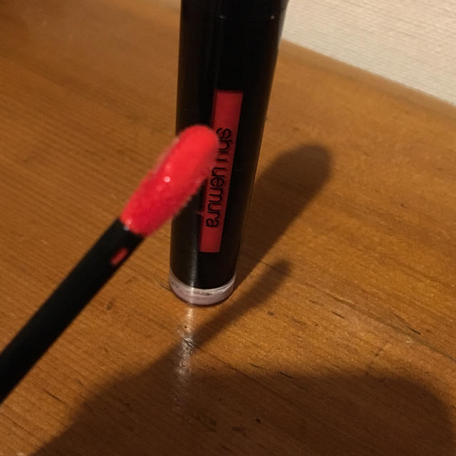 shu uemura(シュウウエムラ)のシュウウエムラ ラックシュプリア コスメ/美容のベースメイク/化粧品(リップグロス)の商品写真