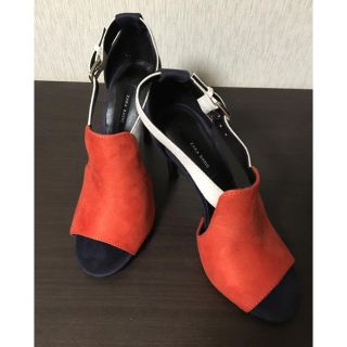 ザラ(ZARA)のマルチカラーサンダル(サンダル)