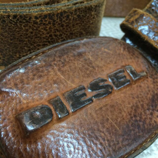 DIESEL(ディーゼル)のDIESEL本革ベルト レディースのファッション小物(ベルト)の商品写真