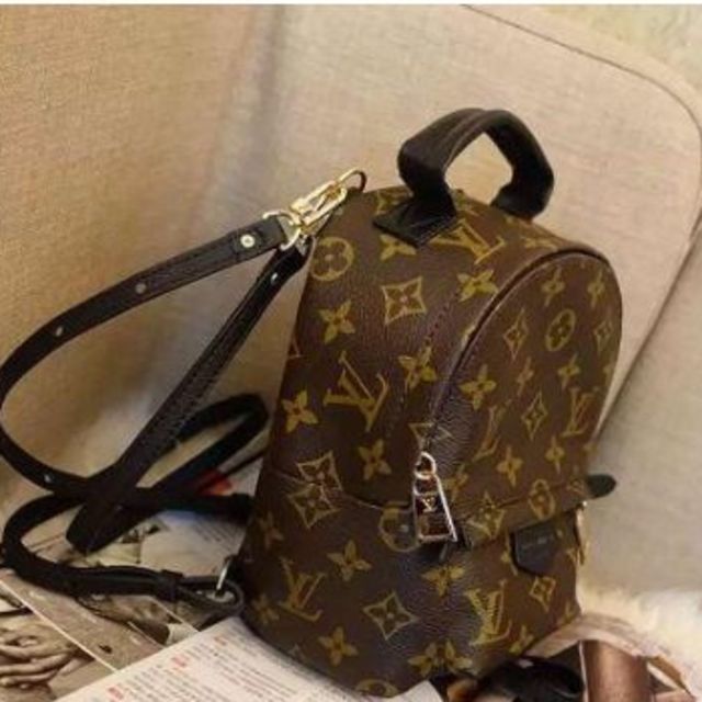 プラダ バッグ 激安 通販 - LOUIS VUITTON - ヴィトン パームスプリングス バックパック miniの通販 by sodako's shop｜ルイヴィトンならラクマ