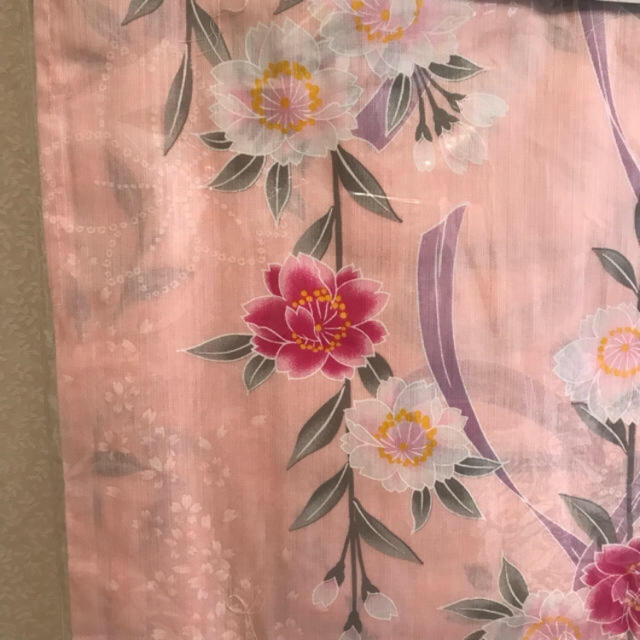 薄ピンク 花柄 浴衣 レディースの水着/浴衣(浴衣)の商品写真