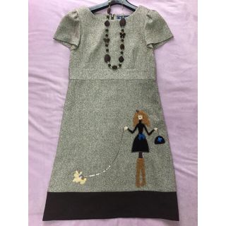 エムズグレイシー(M'S GRACY)の専用✩.*˚超美品☆エムズグレイシー 40可愛いワンちゃんとお散歩柄ワンピ☆(ひざ丈ワンピース)