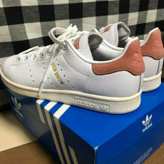 アディダス(adidas)のNatsu様専用！！【新品】adidas スタンスミス（ピンク:23cm）(スニーカー)