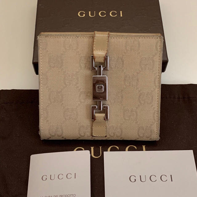 Gucci - 極美品！ グッチ GUCCI 財布 折り財布 プラダ シャネル ルイヴィトン好きの通販 by 断捨離中！@即購入OK's shop｜グッチならラクマ