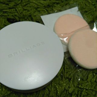 ブリリアージュ(BRILLIAGE)のBRILLIAGE　ファンデーション　コンパクトケース　チーク　化粧品　コスメ(ファンデーション)