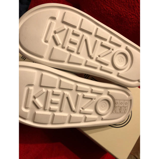 KENZO(ケンゾー)の値下げしました！KENZOサンダル白新品未使用です！ レディースの靴/シューズ(サンダル)の商品写真