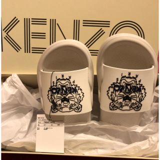 ケンゾー(KENZO)の値下げしました！KENZOサンダル白新品未使用です！(サンダル)