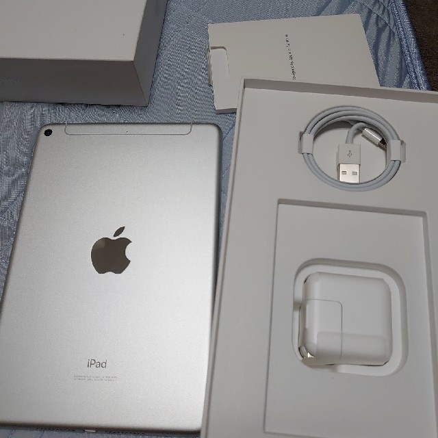 【予約販売品】 - iPad iPad ほぼ新品 64G シルバー SoftBank 2019 mini タブレット