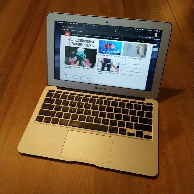 MacBook Air (11-inch Mid 2013) BTO アダプタ無