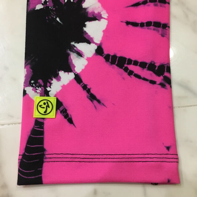 Zumba(ズンバ)のZUMBA☆ズンバ☆♡レギンス☆shocking pink！！☆S size レディースのレッグウェア(レギンス/スパッツ)の商品写真