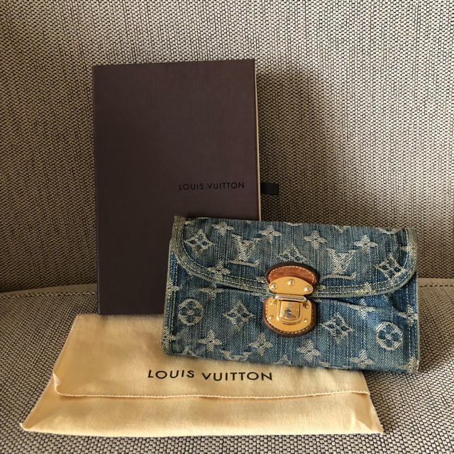 LOUIS VUITTON - 【希少、廃盤品】ルイヴィトン 長財布 ブルーデニムの通販 by Nao｜ルイヴィトンならラクマ