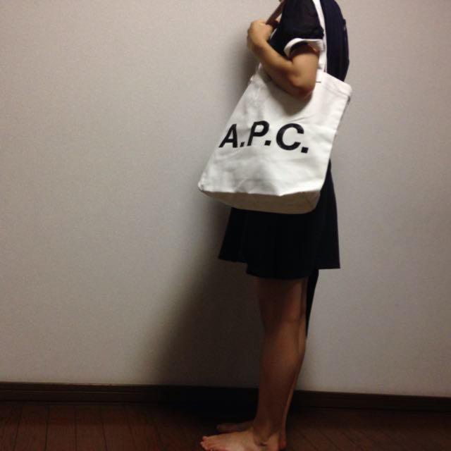 A.P.C(アーペーセー)のA.P.C. トート レディースのバッグ(トートバッグ)の商品写真