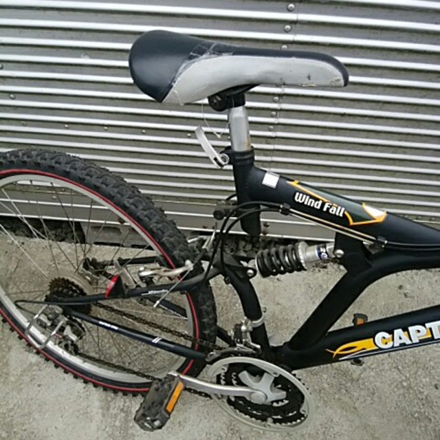 CAPTAIN STAG(キャプテンスタッグ)のcaptainstag自転車windfall 18?段変速 
マウンテンバイク　 スポーツ/アウトドアの自転車(自転車本体)の商品写真