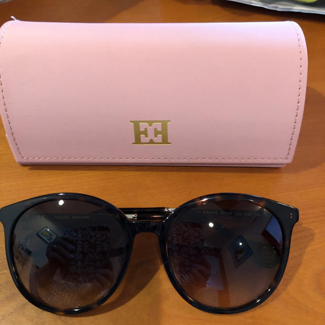 ESCADA(エスカーダ)のエスカーダ  サングラス レディースのファッション小物(サングラス/メガネ)の商品写真