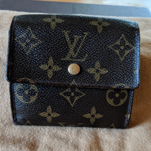 LOUIS VUITTON - ルイヴィトン　ダブルホック財布👛の通販 by carrot｜ルイヴィトンならラクマ