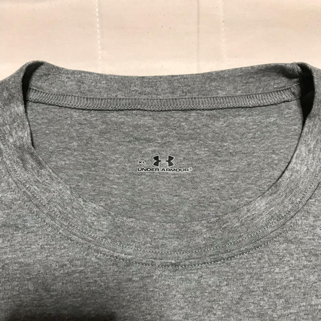 UNDER ARMOUR(アンダーアーマー)のアンダーアーマー Tシャツ スポーツ/アウトドアのトレーニング/エクササイズ(トレーニング用品)の商品写真