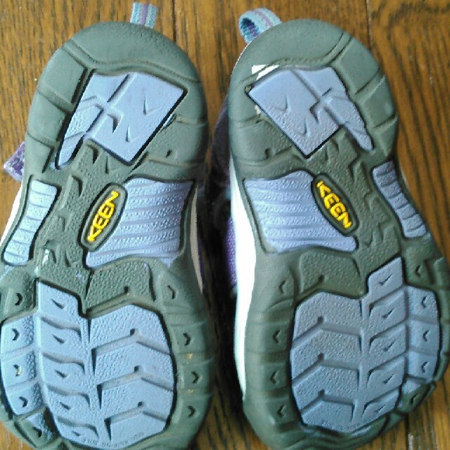 KEEN(キーン)のKEEN サンダル　12.5㎝　パープル キッズ/ベビー/マタニティのベビー靴/シューズ(~14cm)(サンダル)の商品写真