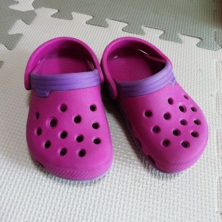 クロックス(crocs)のクロックス c6/7 14cm(サンダル)