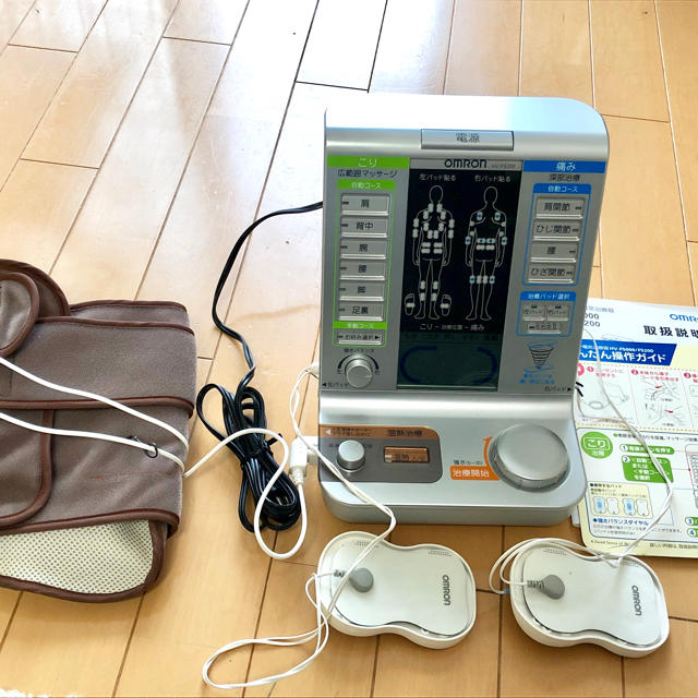 OMRON - オムロン 低周波治療器 HV-F5200の通販 by imaimakara2011's shop｜オムロンならラクマ