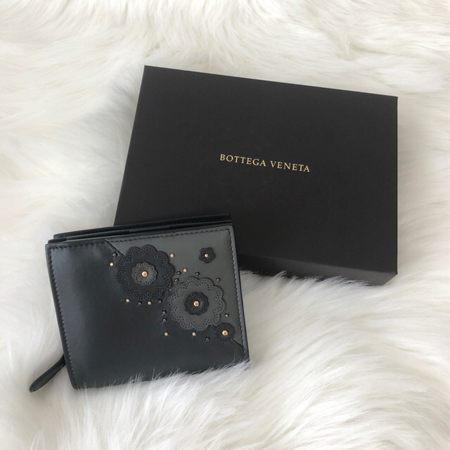 Bottega Veneta(ボッテガヴェネタ)の新品未使用!!Bottega Veneta 財布 レディースのファッション小物(財布)の商品写真