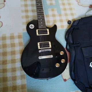 エピフォン(Epiphone)の送料込み エピフォン レスポール おまけ付き(エレキギター)