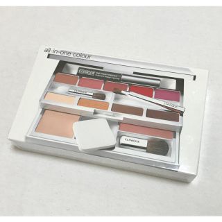 クリニーク(CLINIQUE)の新品未開封！クリニーク メイクパレット(コフレ/メイクアップセット)