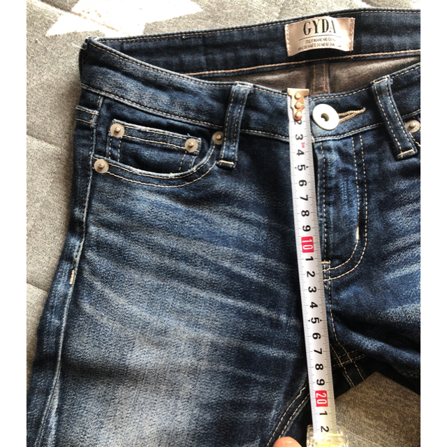 GYDA(ジェイダ)のGYDA ダメージDENIM  レディースのパンツ(デニム/ジーンズ)の商品写真