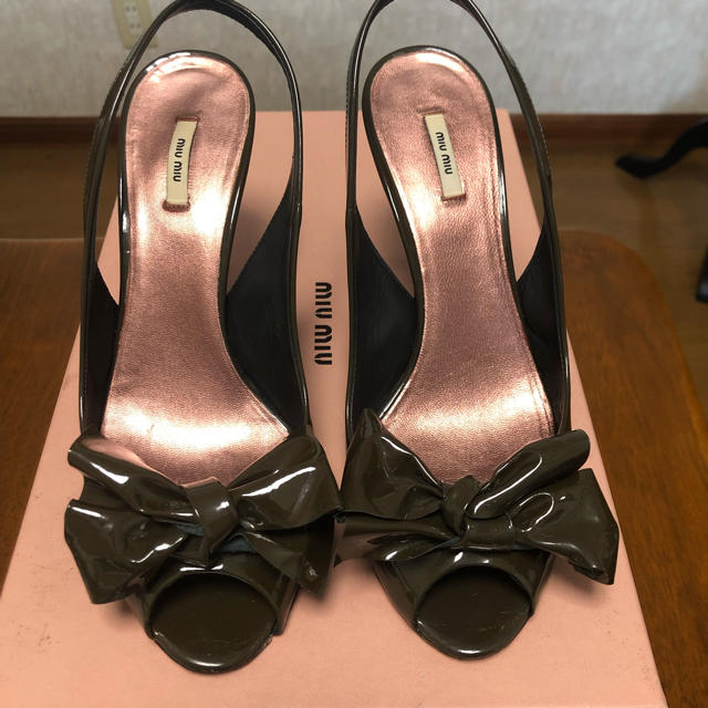 miumiu - miu miu サンダルの通販 by ミィ's shop｜ミュウミュウならラクマ