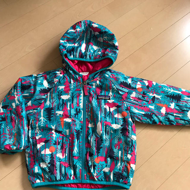 patagonia(パタゴニア)のPatagonia 2T 90cm ジャケット キッズ/ベビー/マタニティのキッズ服女の子用(90cm~)(ジャケット/上着)の商品写真