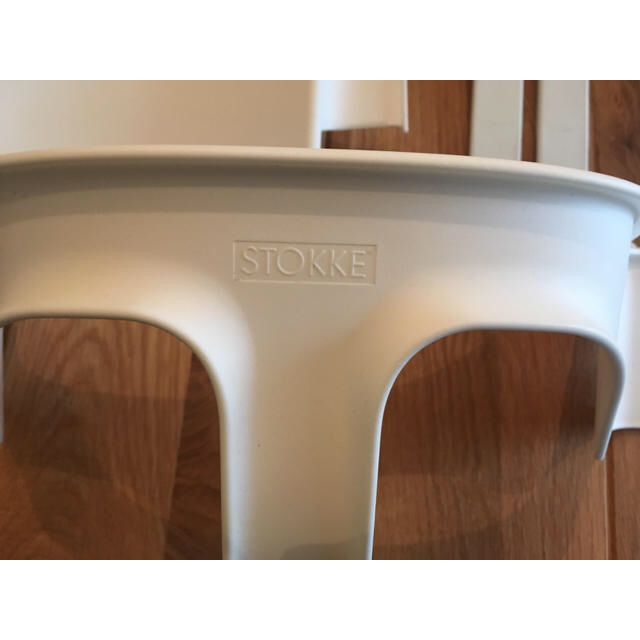 Stokke(ストッケ)のトリップトラップ  ベビーセット  白 キッズ/ベビー/マタニティの授乳/お食事用品(その他)の商品写真