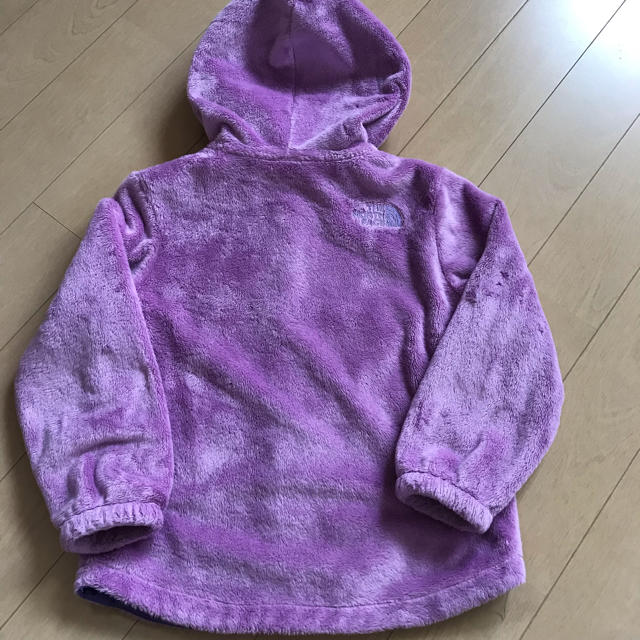 THE NORTH FACE(ザノースフェイス)のNorth Face フリース 90cm キッズ/ベビー/マタニティのキッズ服女の子用(90cm~)(ジャケット/上着)の商品写真