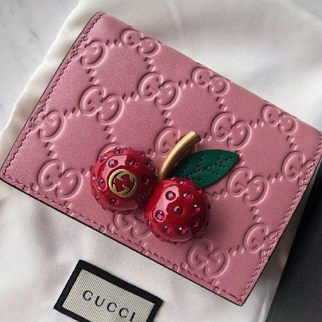 Gucci - GUCCICのチェリーミ二財布の通販 by マジマ's shop｜グッチならラクマ