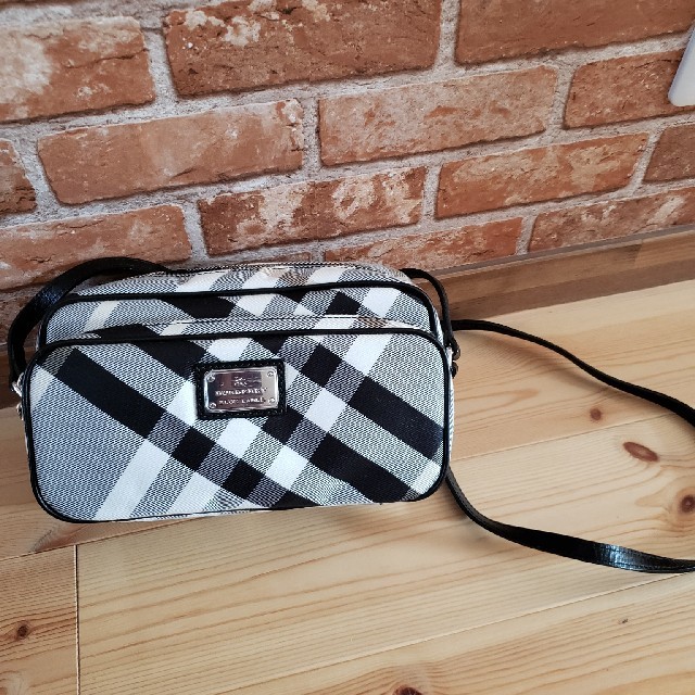 BURBERRY BLUE LABELショルダーバッグ BURBERRY BLUE LABELショルダーバッグ