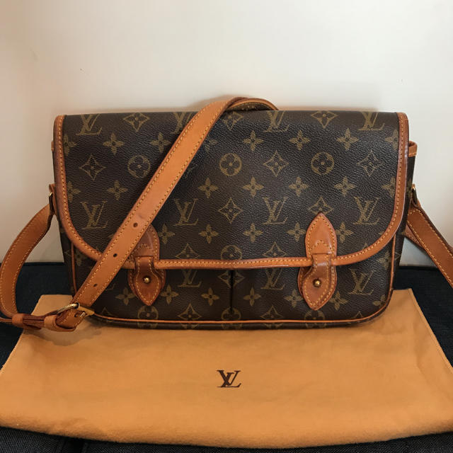 バドミントン バッグ 激安レディース / LOUIS VUITTON - ☆ルイヴィトン☆ ジベシエール モノグラム ショルダーバッグの通販 by プロフ必読☆hiyakesnoopy｜ルイヴィトンならラクマ