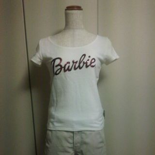 バービー(Barbie)のBarbie 白Tシャツ(Tシャツ(半袖/袖なし))