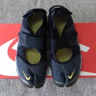 ナイキ(NIKE)の【良品】ナイキ【25】エアリフト＊ブラック/イエロー/used(スニーカー)