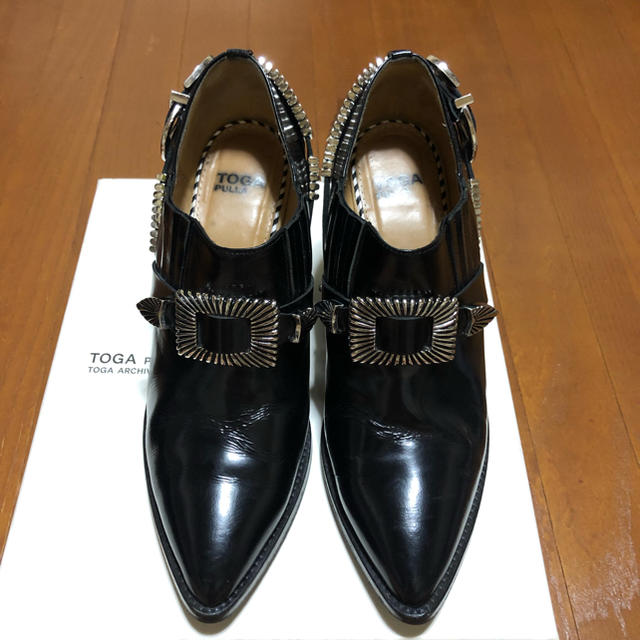 TOGA(トーガ)の⚠️☆様専用⚠️値下げしました TOGAトーガ ショートブーツ レディースの靴/シューズ(ブーツ)の商品写真