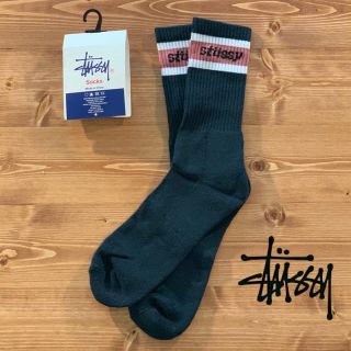 ステューシー(STUSSY)の【新品未使用】STUSSY ストライプ ソックス / ダークグリーン(ソックス)