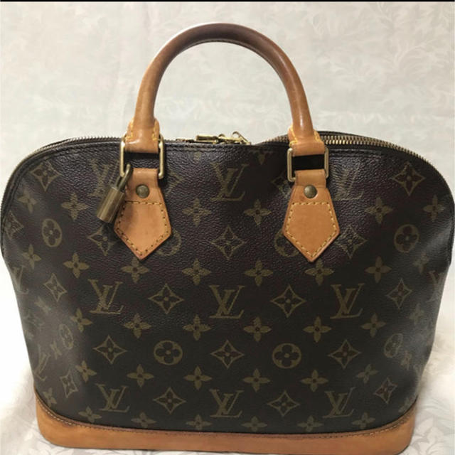 LOUIS VUITTON -  Louis Vuitton  アルイヴィトンアルマ モノグラム ハンドバッグ の通販 by ☆SKY♪'s shop｜ルイヴィトンならラクマ