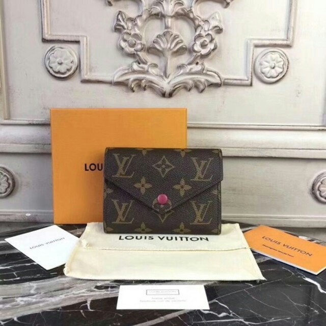 ロレックス シードウェラー ディープシー スーパーコピー 時計 、 LOUIS VUITTON - LV モノグラム 3つ折りミニ財布 ポルトフォイユ·ヴィクトリーヌ フューシャ
の通販 by xvx4's shop｜ルイヴィトンならラクマ