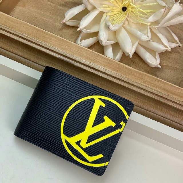 LOUIS VUITTON - LOUIS VUITTON 財布 折り財布の通販 by 竹義Y09's shop｜ルイヴィトンならラクマ