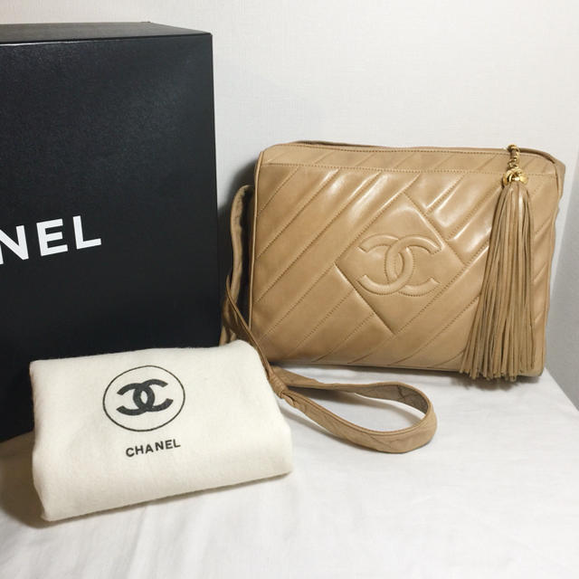 CHANEL - 正規品 着画あり 美品 シャネル フリンジ ショルダーバッグ ココマークの通販 by archi88's shop｜シャネルならラクマ