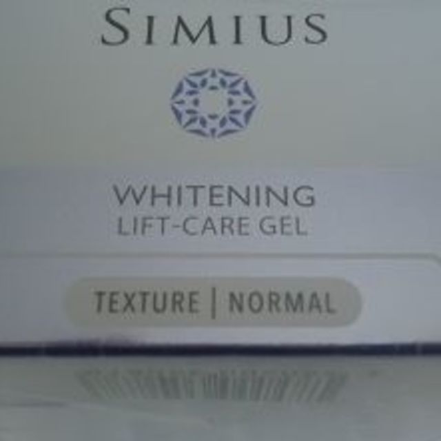 コスメ/美容新入荷　シミウス薬用ホワイトニングジェル60gx2個