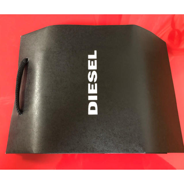 DIESEL(ディーゼル)のdiesel 空き箱 紙袋 セット レディースのバッグ(ショップ袋)の商品写真