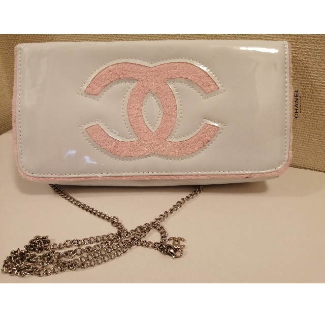 CHANEL - シャネル　ノベルティ　ショルダーバッグの通販 by もも's shop｜シャネルならラクマ