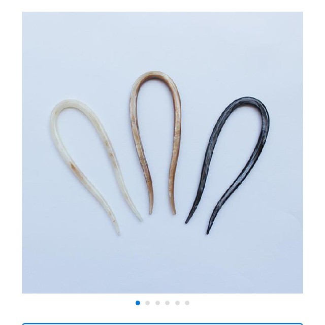 Adam et Rope'(アダムエロぺ)の
eMun マーブルヘアピン ハンドメイドのアクセサリー(ヘアアクセサリー)の商品写真