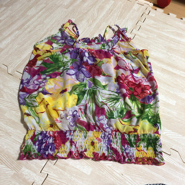 FOREVER 21(フォーエバートゥエンティーワン)の花柄 キャミソール  forever21 レディースのトップス(キャミソール)の商品写真