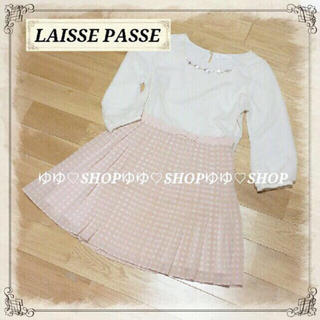 レッセパッセ(LAISSE PASSE)のリボンプリーツドットスカート(ミニスカート)