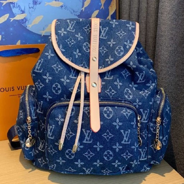 LOUIS VUITTON - LouisVuittonリュックサックの通販 by srtuysrty's shop｜ルイヴィトンならラクマ